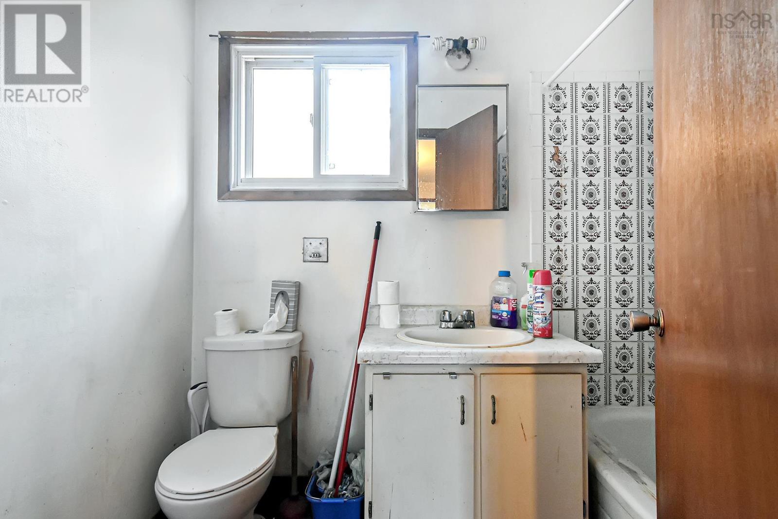 36 Matador Court, Lower Sackville, Nova Scotia  B4C 3G9 - Photo 12 - 202406235