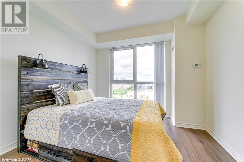 349 Rathburn Road W Unit# 806, Mississauga, Ontario  L5B 0G9 - Photo 4 - 40567421