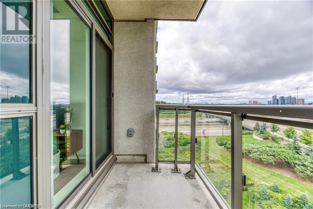 349 Rathburn Road W Unit# 806, Mississauga, Ontario  L5B 0G9 - Photo 8 - 40567421