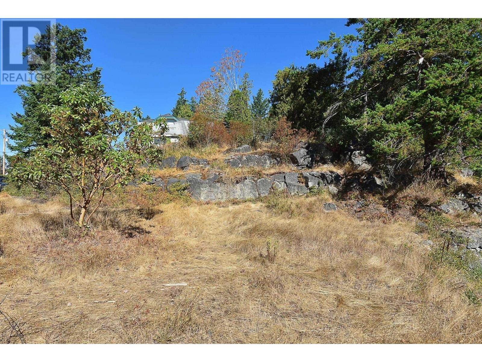 13182 Pool Road, Garden Bay, British Columbia  V0N 1S1 - Photo 2 - R2867128