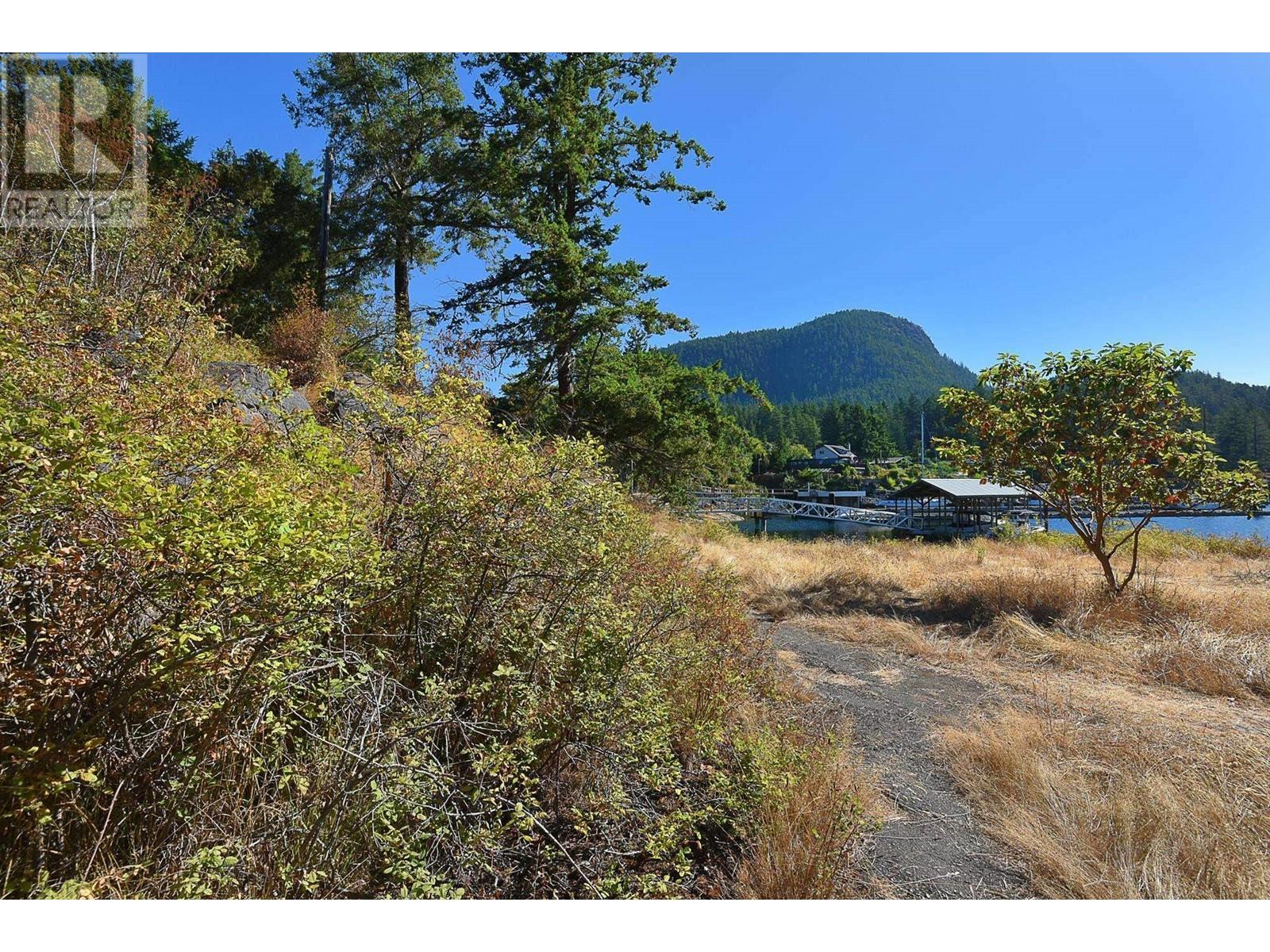 13182 Pool Road, Garden Bay, British Columbia  V0N 1S1 - Photo 3 - R2867128