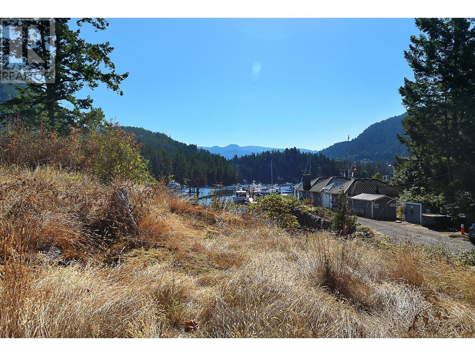 13182 Pool Road, Garden Bay, British Columbia  V0N 1S1 - Photo 4 - R2867128
