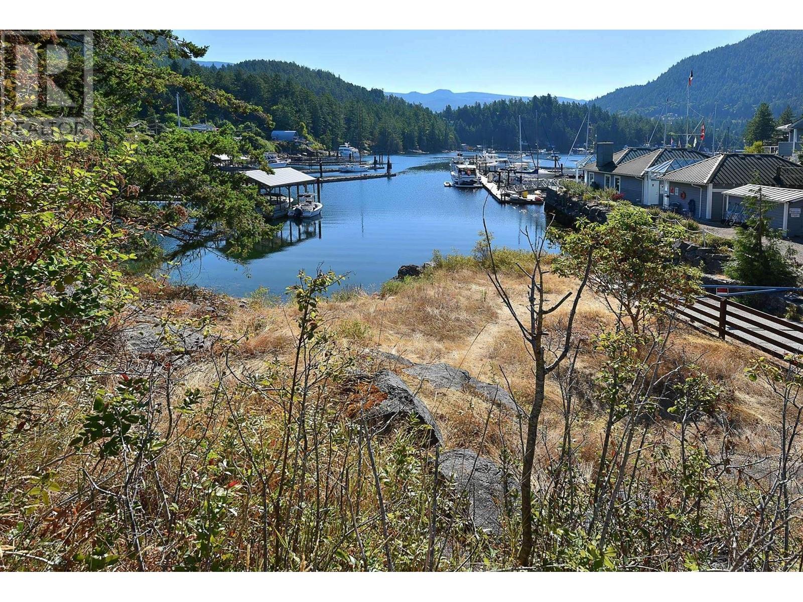 13182 Pool Road, Garden Bay, British Columbia  V0N 1S1 - Photo 5 - R2867128