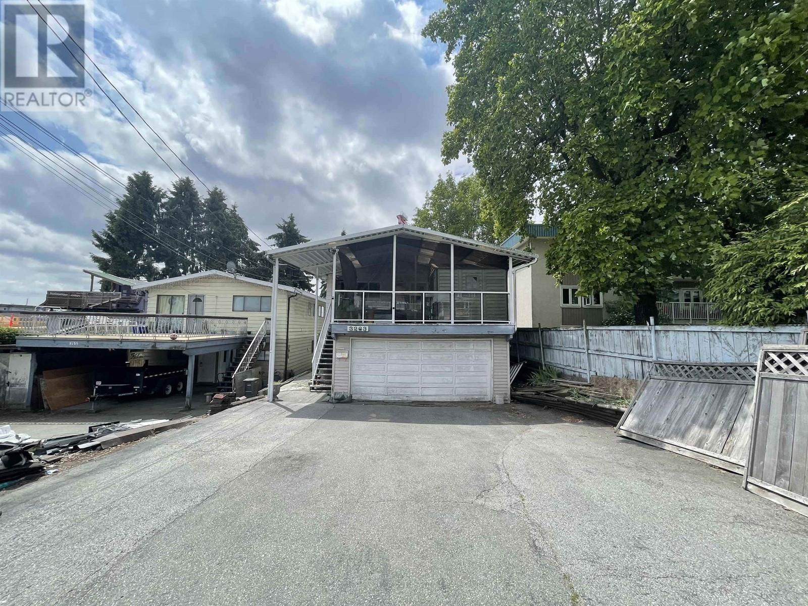 3263 Vanness Avenue, Vancouver, British Columbia  V5R 5A7 - Photo 2 - R2867137