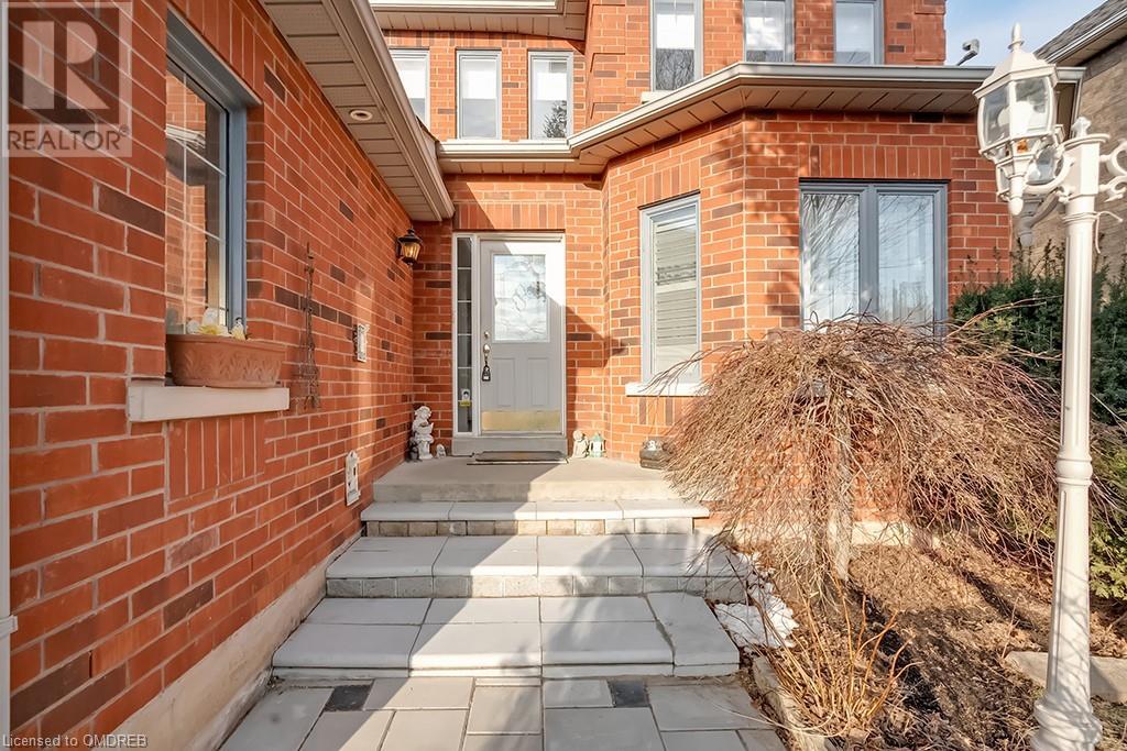 2237 Proudfoot Trail, Oakville, Ontario  L6M 3S7 - Photo 3 - 40567337