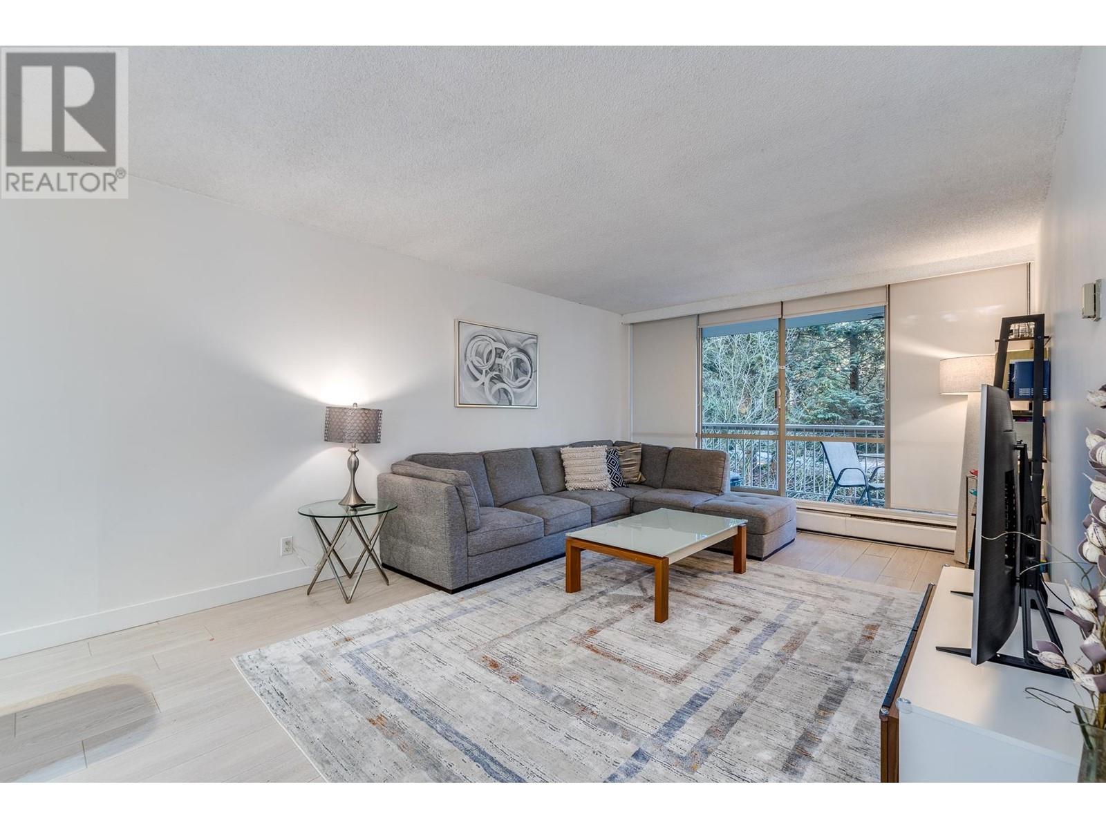318 2012 Fullerton Avenue, North Vancouver, British Columbia  V7P 3E3 - Photo 2 - R2867198