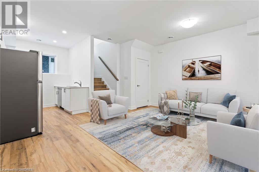 781 Clare Avenue Avenue Unit# 111, Welland, Ontario  L3C 0K1 - Photo 12 - 40566220