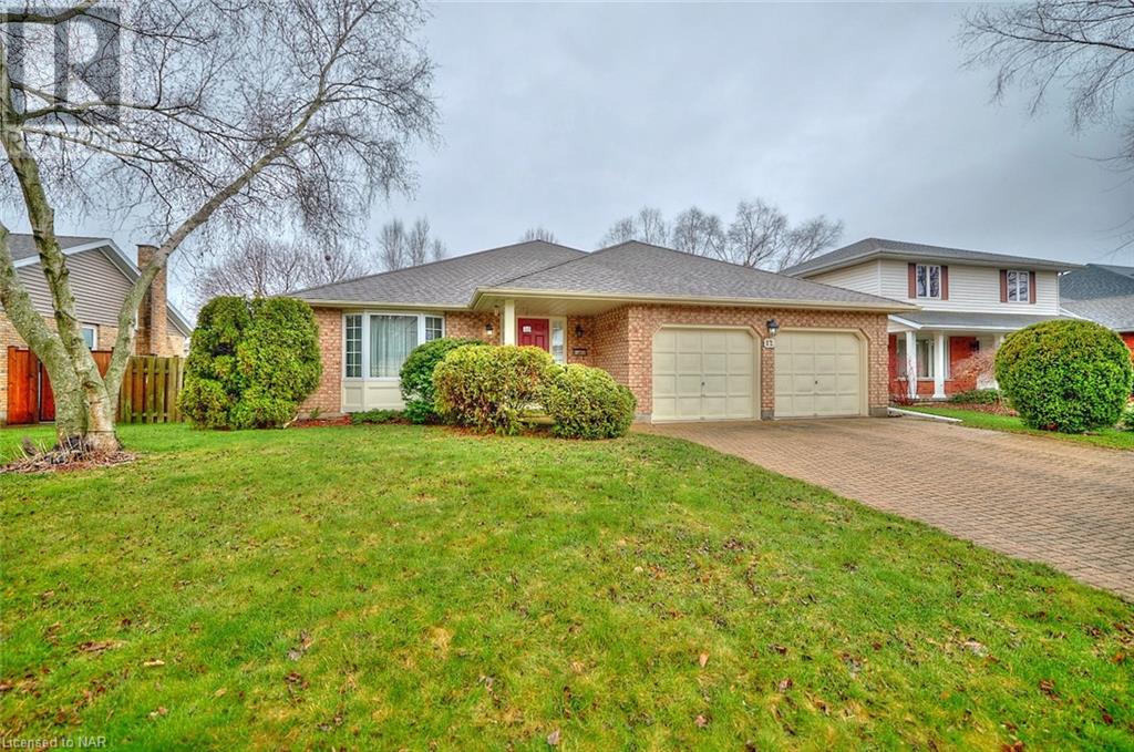 12 ROLLING MEADOWS Boulevard, fonthill, Ontario