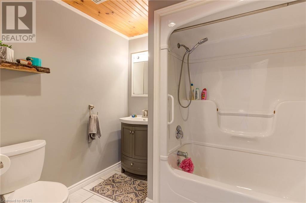 685 E Main Street E, Listowel, Ontario  N4W 2C8 - Photo 24 - 40543560