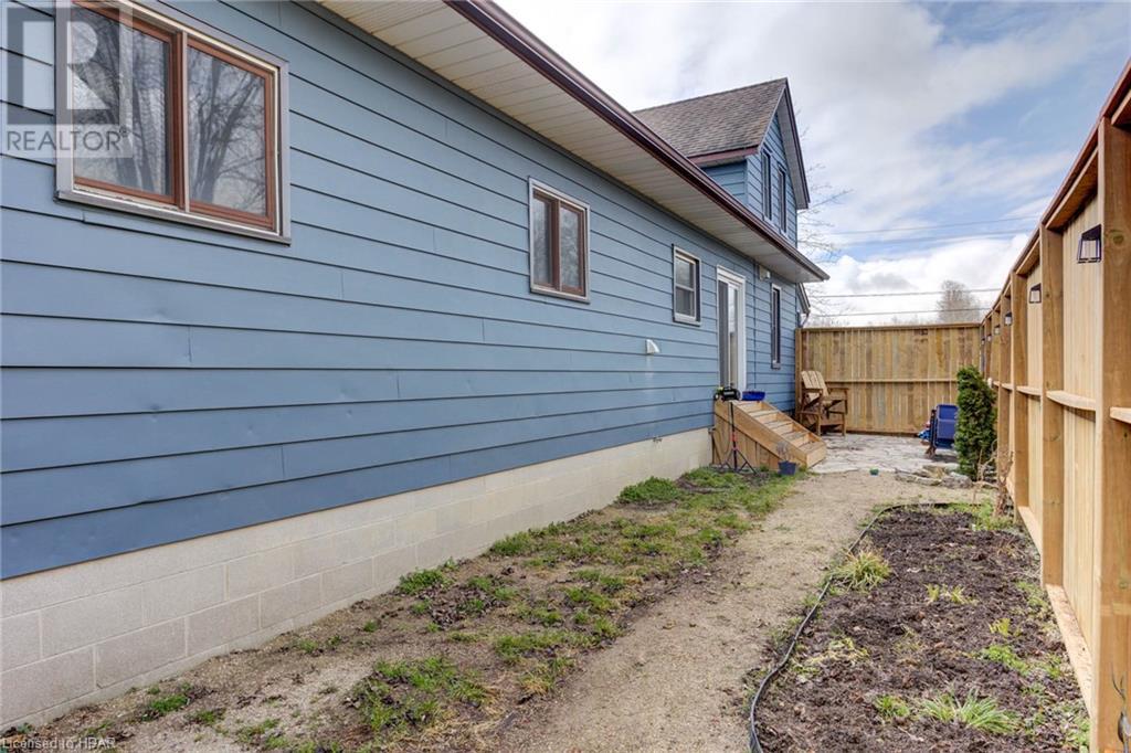 685 E Main Street E, Listowel, Ontario  N4W 2C8 - Photo 38 - 40543560