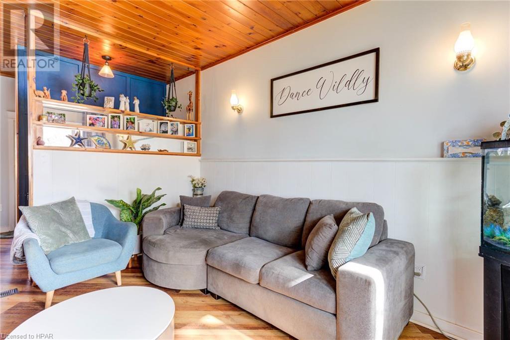 685 E Main Street E, Listowel, Ontario  N4W 2C8 - Photo 8 - 40543560