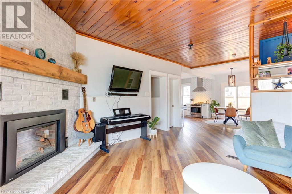 685 E Main Street E, Listowel, Ontario  N4W 2C8 - Photo 9 - 40543560