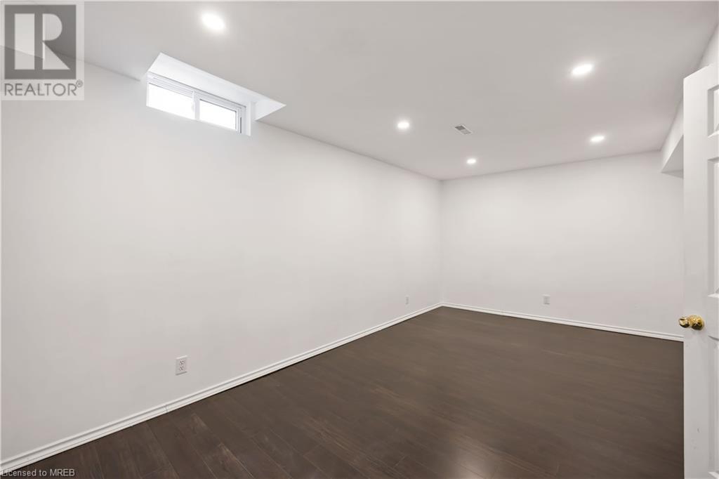 611 Galahad Drive Unit# 31, Oshawa, Ontario  L1K 1M1 - Photo 33 - 40567318