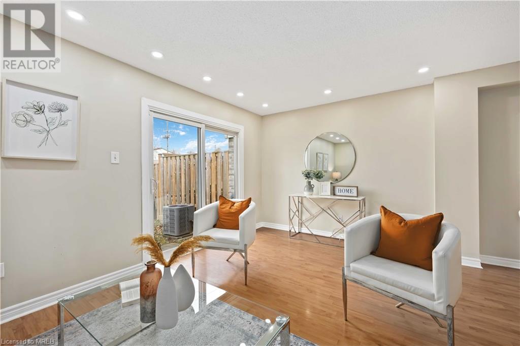 611 Galahad Drive Unit# 31, Oshawa, Ontario  L1K 1M1 - Photo 4 - 40567318