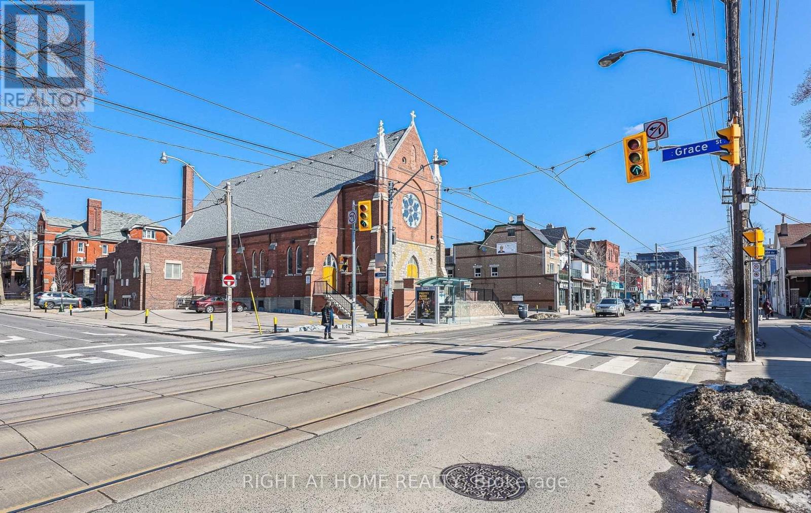 #main -252 Euclid Ave, Toronto, Ontario  M6J 2K2 - Photo 27 - C8208312