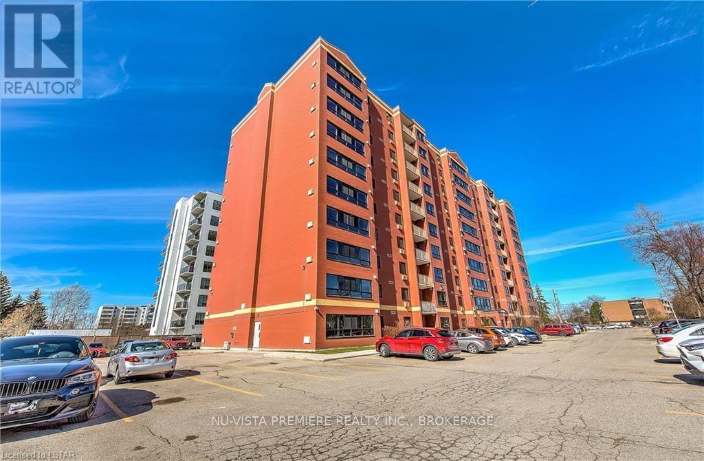 #1003 -95 Base Line Rd W, London, Ontario  N6J 4X3 - Photo 4 - X8209532