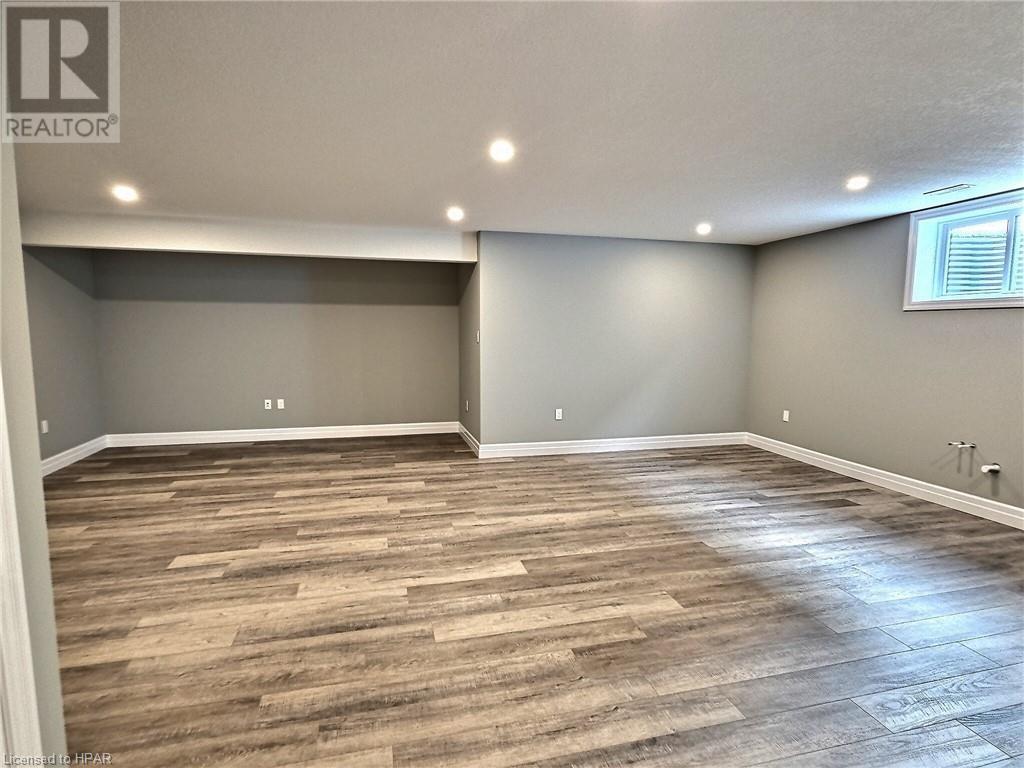 7 Winchester Crescent, Listowel, Ontario  N4W 3K7 - Photo 6 - 40565922