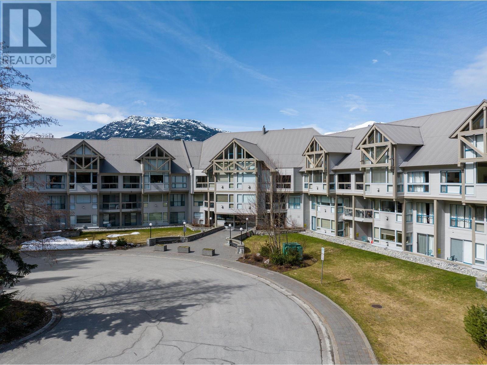 110 4905 Spearhead Place, Whistler, British Columbia  V0N 1B4 - Photo 3 - R2867268