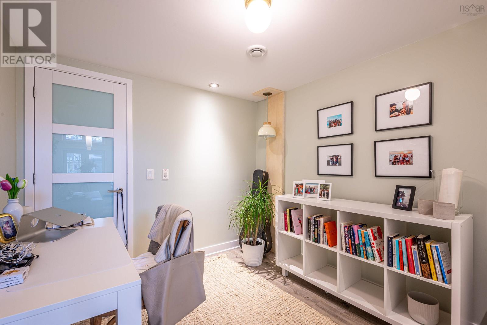 218 5662 Roberts Street, Halifax, Nova Scotia  B3K 0E3 - Photo 3 - 202406389