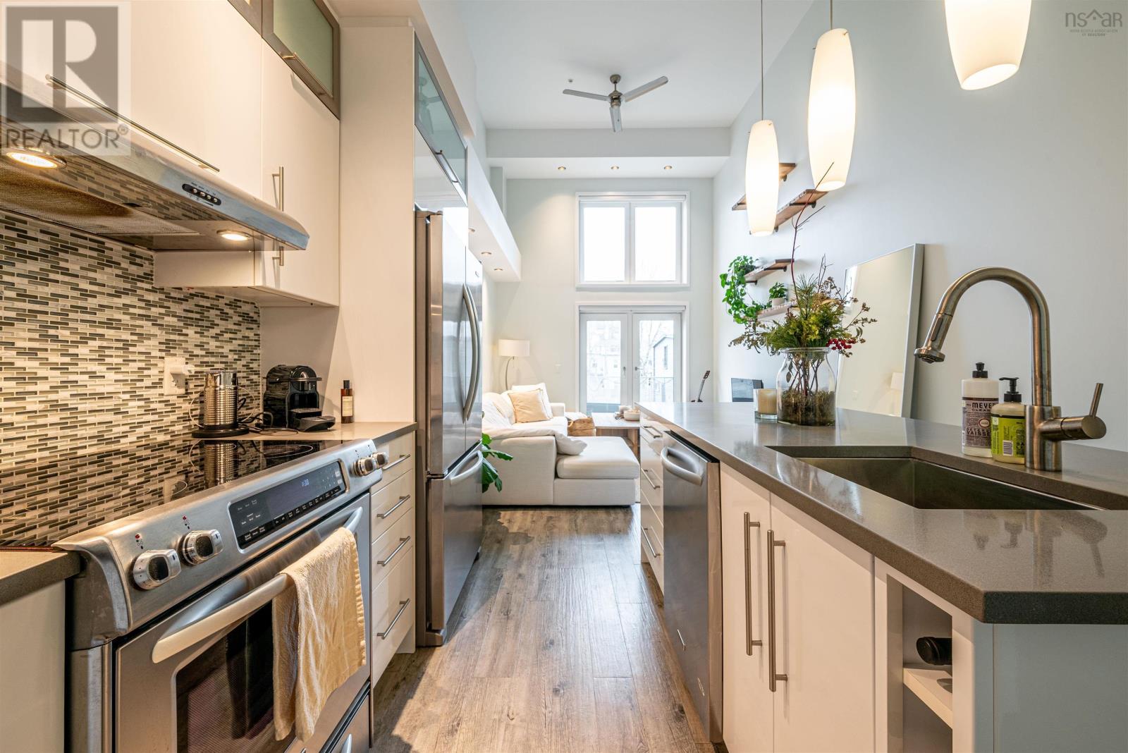 218 5662 Roberts Street, Halifax, Nova Scotia  B3K 0E3 - Photo 8 - 202406389