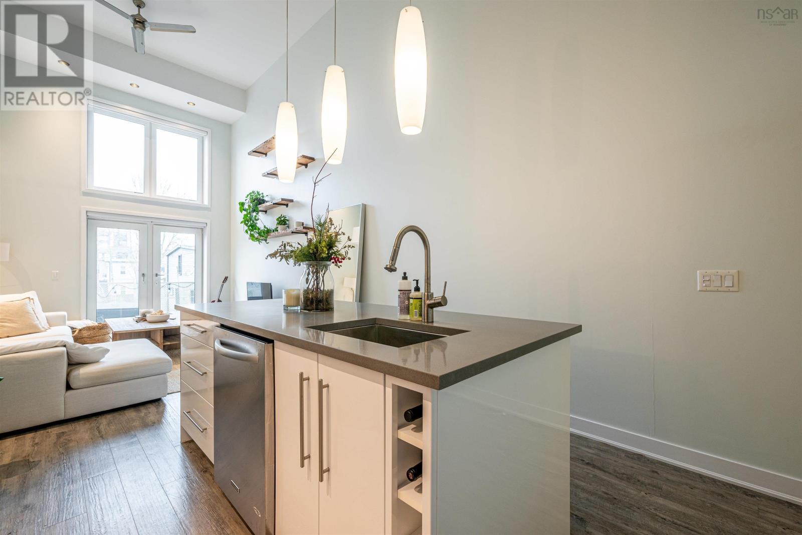 218 5662 Roberts Street, Halifax, Nova Scotia  B3K 0E3 - Photo 9 - 202406389