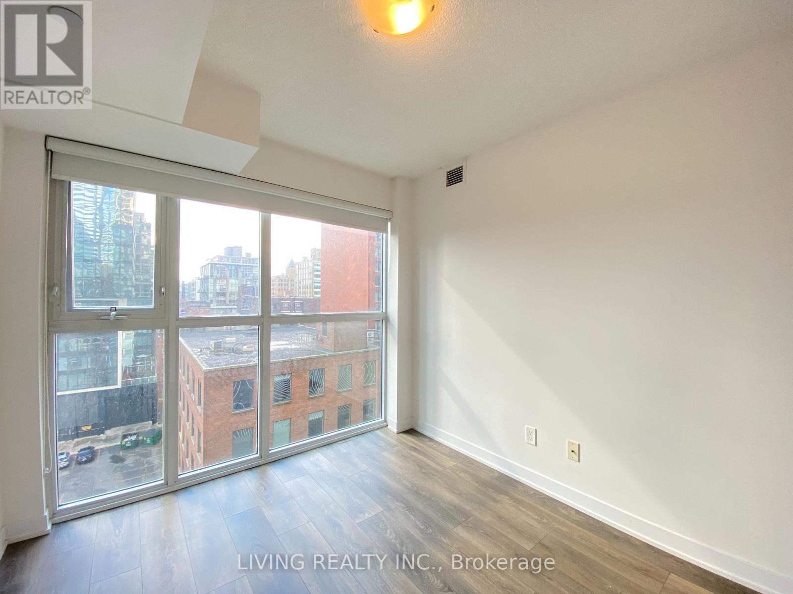 705 - 87 Peter Street, Toronto, Ontario  M5V 2G4 - Photo 3 - C8208974