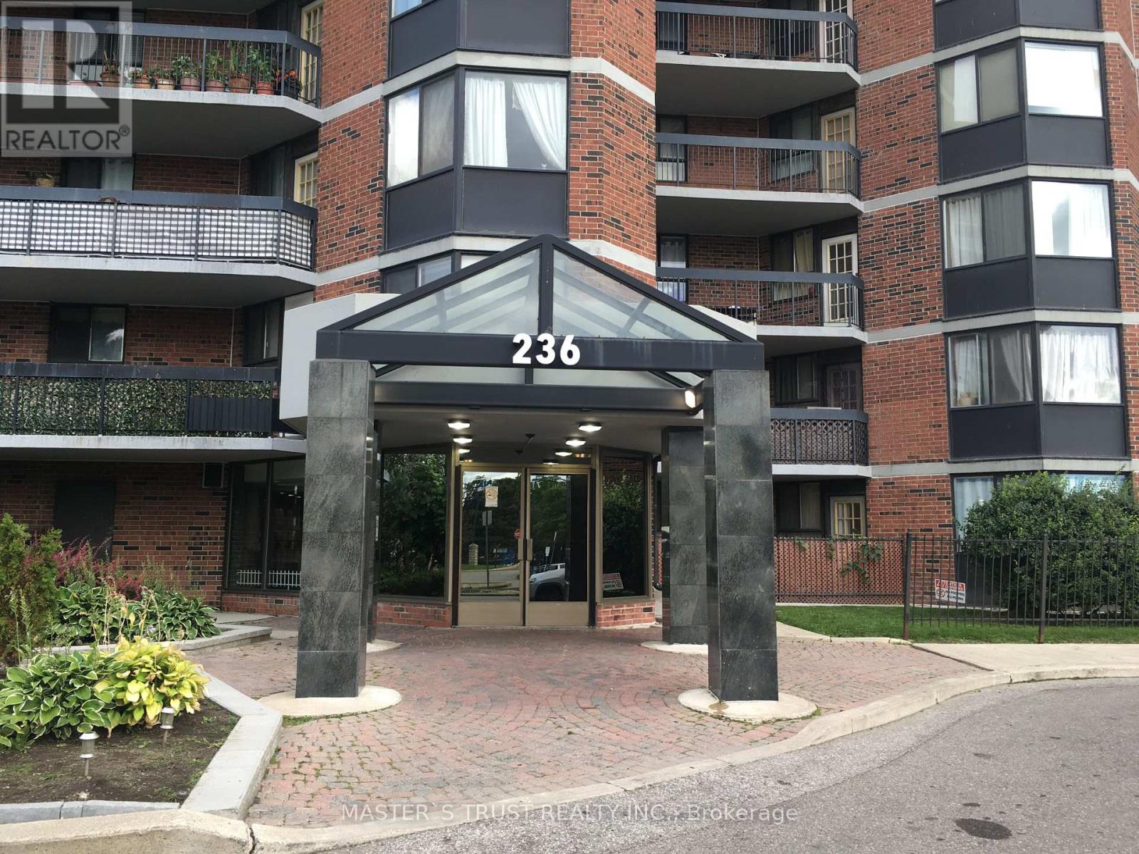 <h3>$1,000<small> Monthly</small></h3><p>236 Albion Road, Toronto, Ontario</p>