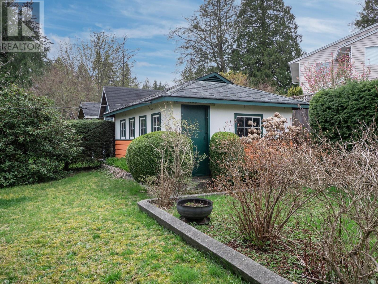 772 O'shea Road, Gibsons, British Columbia  V0N 1V9 - Photo 21 - R2867291