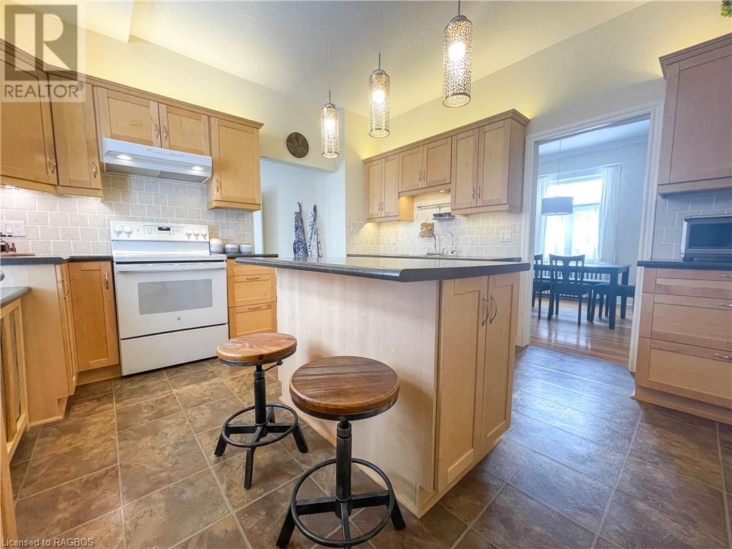 401 5th Avenue, Hanover, Ontario  N4N 2C7 - Photo 11 - 40555688