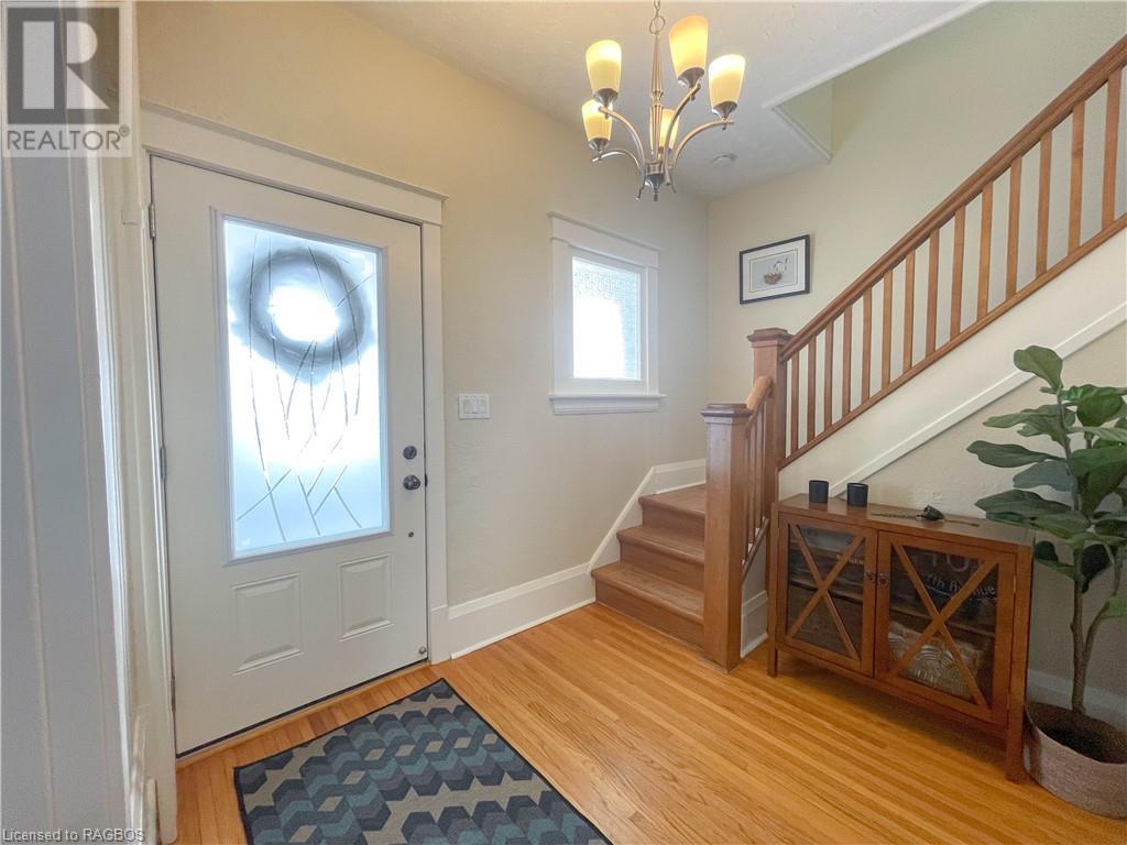 401 5th Avenue, Hanover, Ontario  N4N 2C7 - Photo 4 - 40555688