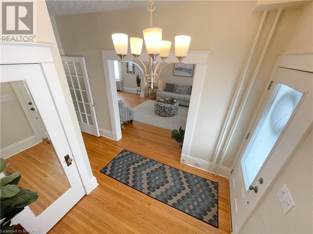 401 5th Avenue, Hanover, Ontario  N4N 2C7 - Photo 5 - 40555688