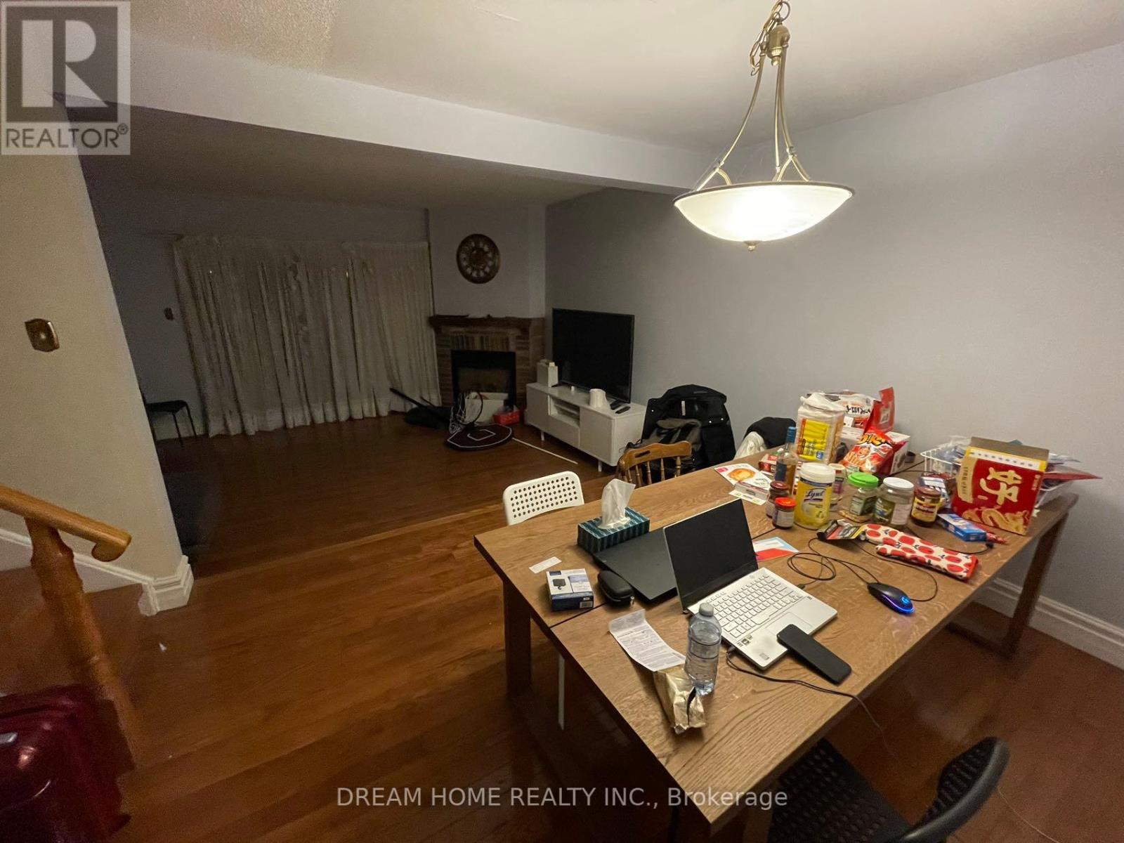 #99 - 2205 South Millway, Mississauga, Ontario  L5L 1R3 - Photo 5 - W8210704