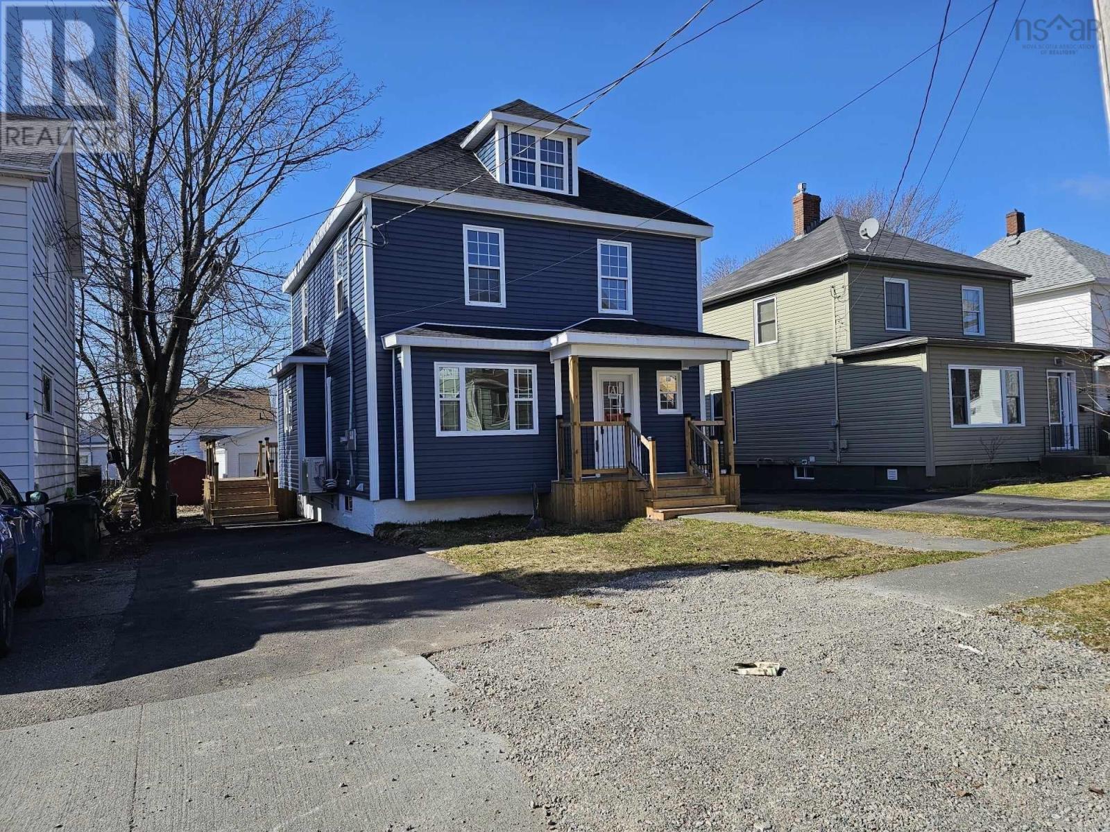 237 Park Street, Sydney, Nova Scotia  B1P 4X1 - Photo 1 - 202406396