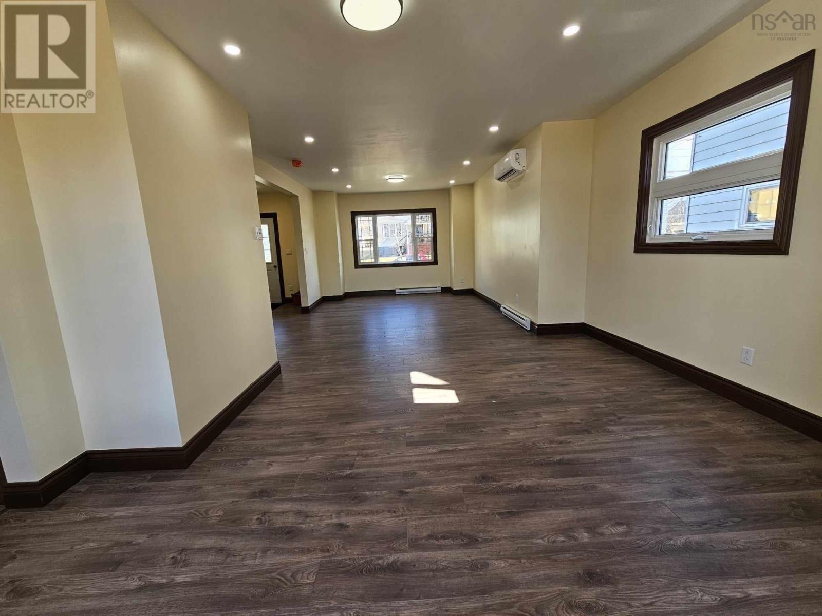 237 Park Street, Sydney, Nova Scotia  B1P 4X1 - Photo 8 - 202406396