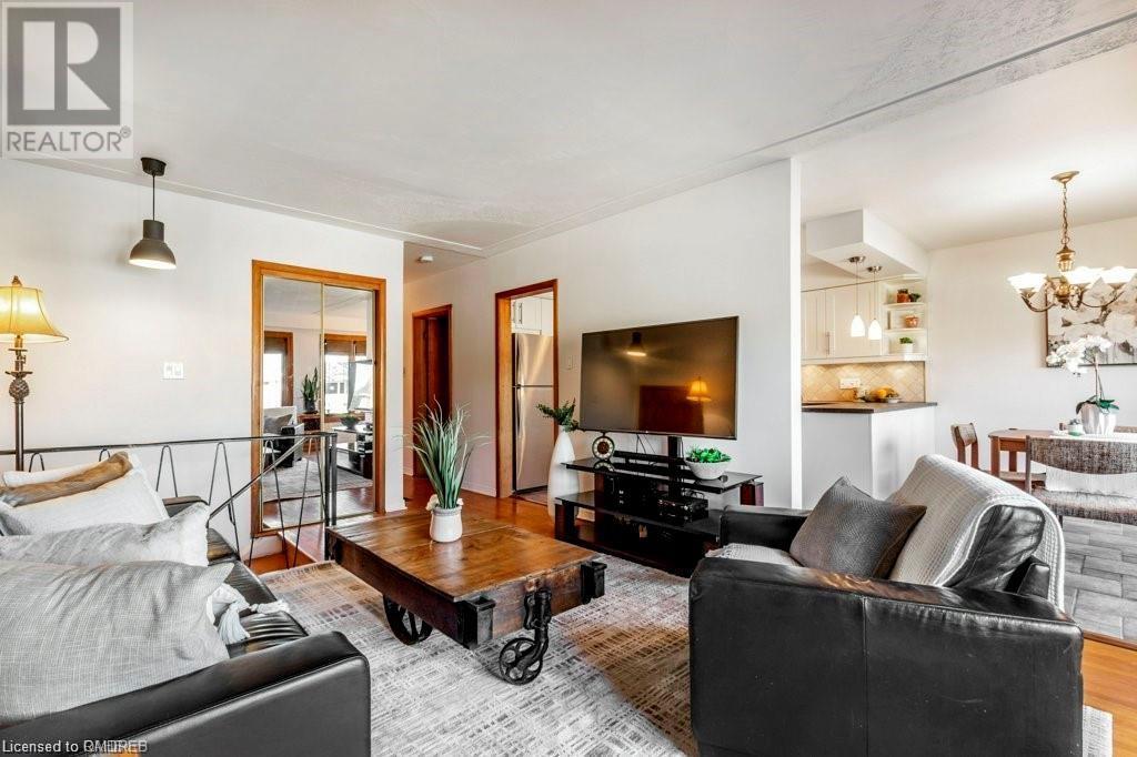 195 Bendamere Avenue, Hamilton, Ontario  L9C 1N6 - Photo 5 - 40567481