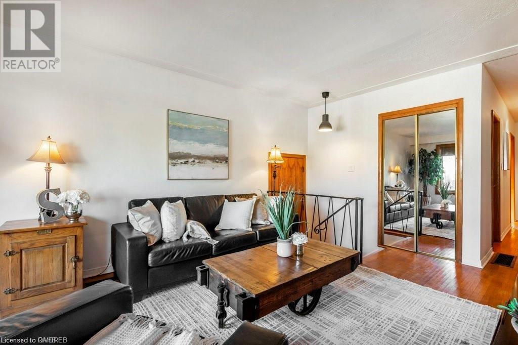 195 Bendamere Avenue, Hamilton, Ontario  L9C 1N6 - Photo 6 - 40567481