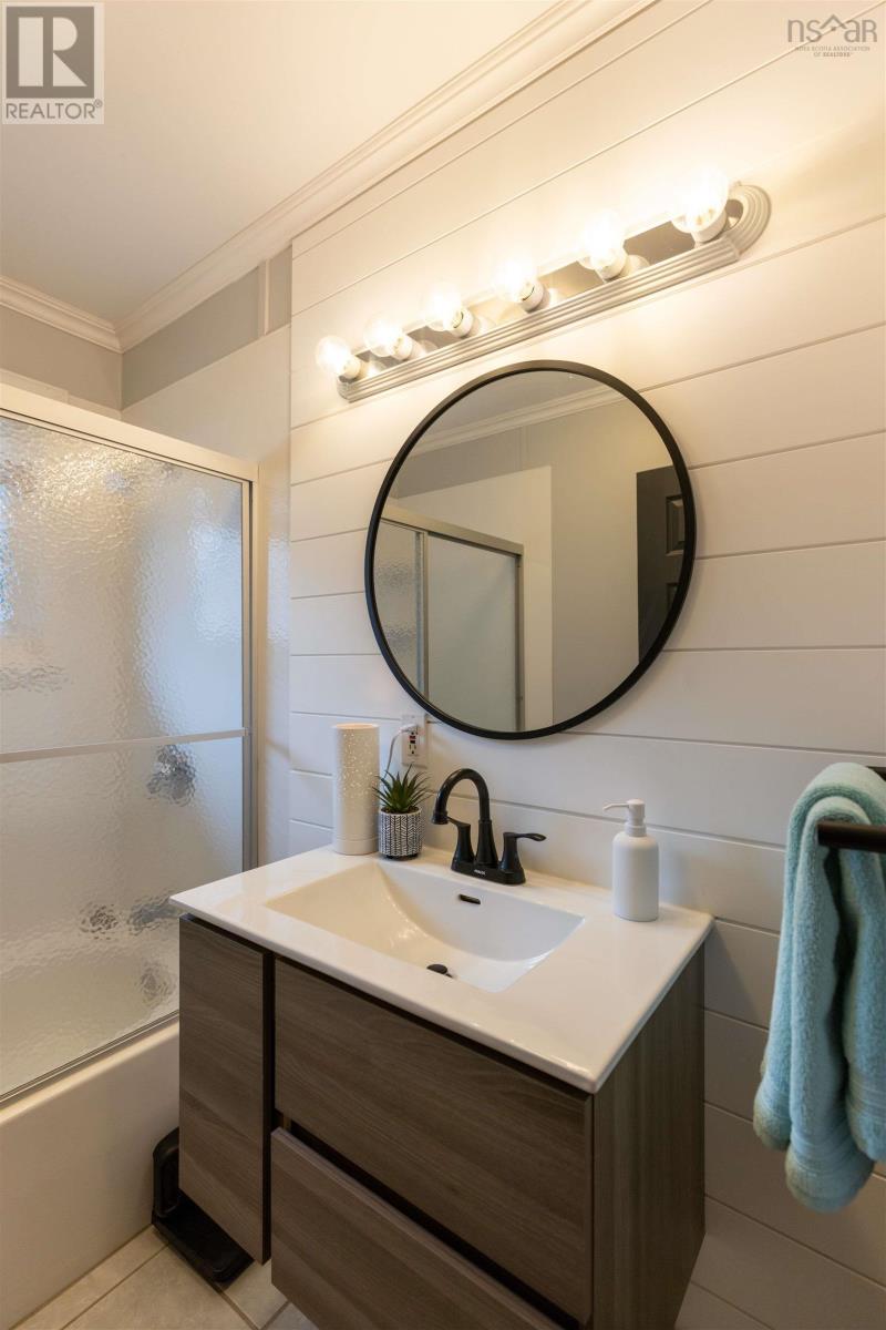 33 Gisborne Street, North Sydney, Nova Scotia  B2A 2E1 - Photo 14 - 202406405