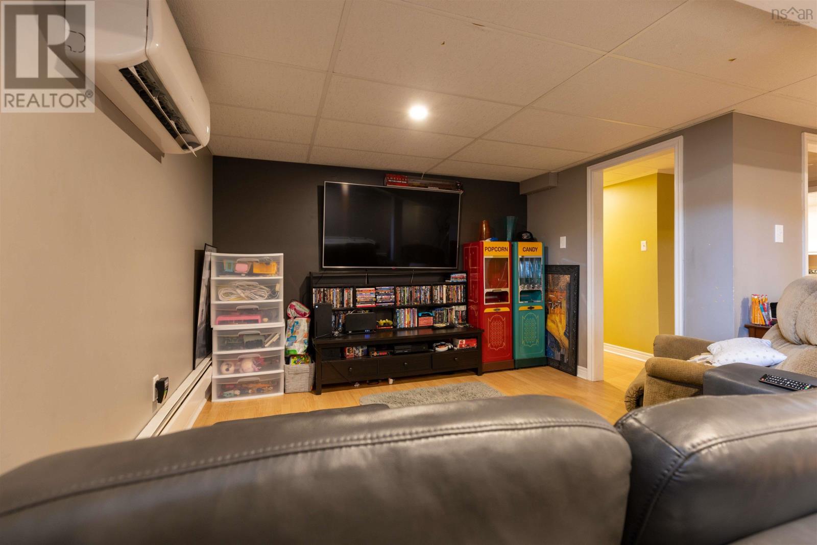 33 Gisborne Street, North Sydney, Nova Scotia  B2A 2E1 - Photo 25 - 202406405