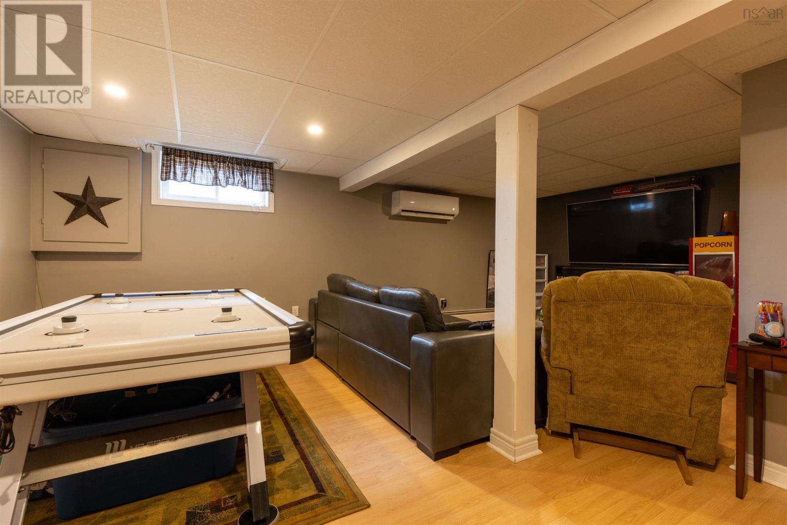 33 Gisborne Street, North Sydney, Nova Scotia  B2A 2E1 - Photo 27 - 202406405