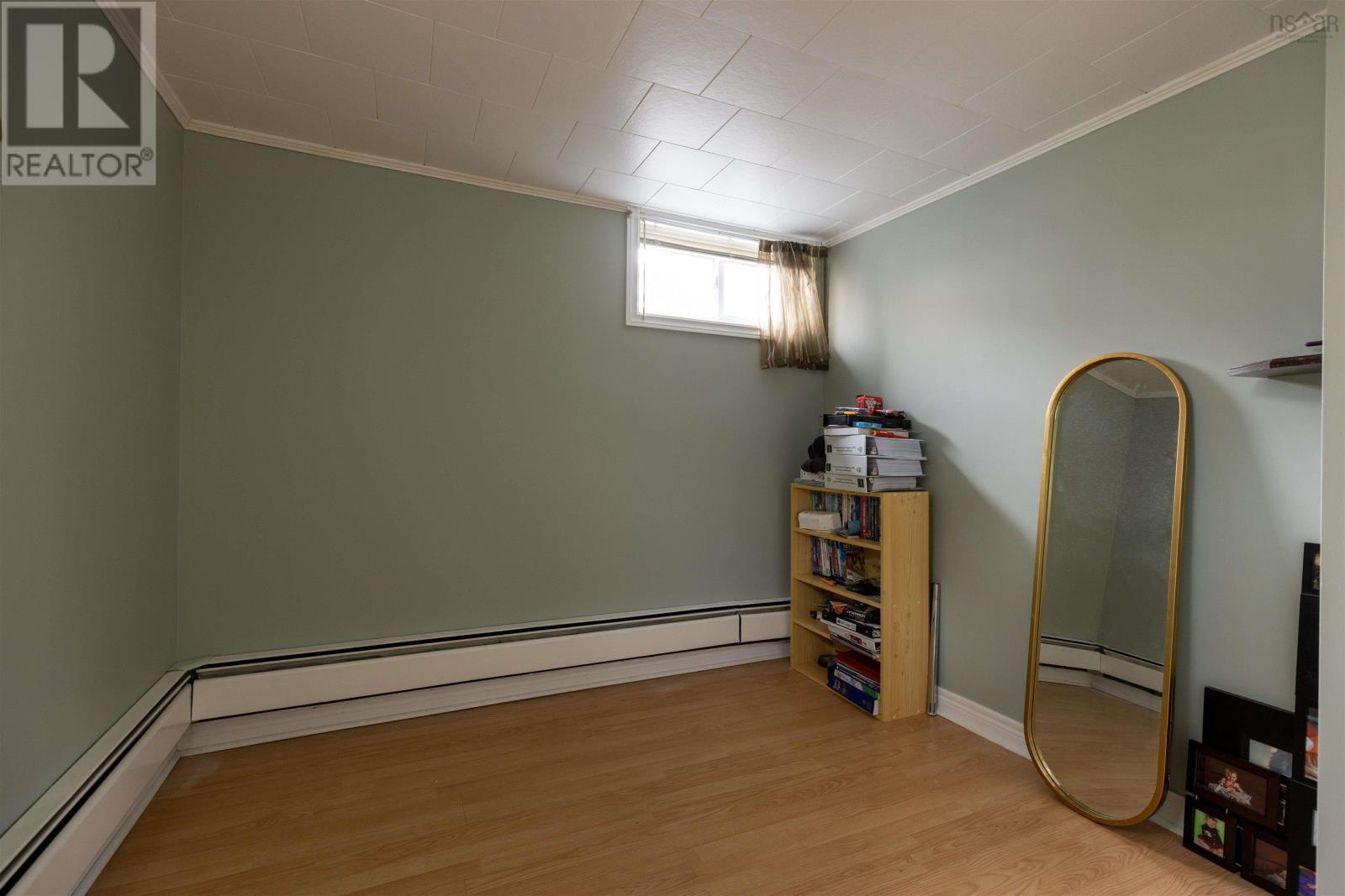 33 Gisborne Street, North Sydney, Nova Scotia  B2A 2E1 - Photo 29 - 202406405