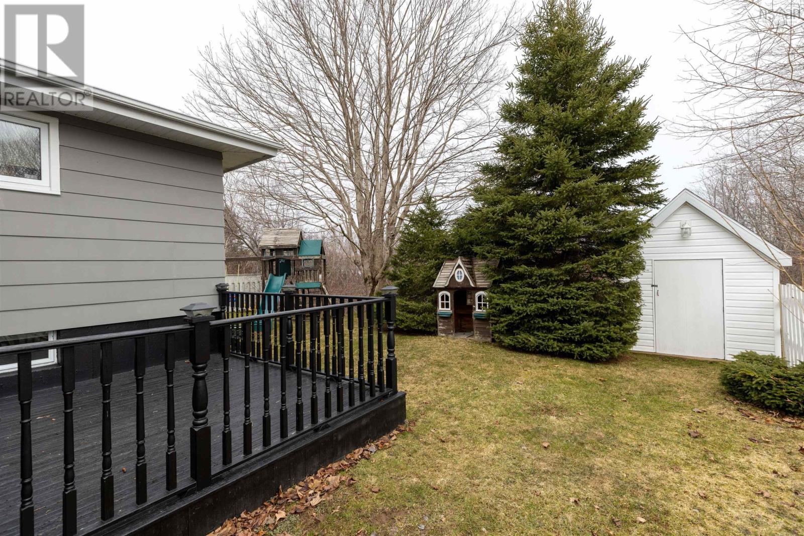 33 Gisborne Street, North Sydney, Nova Scotia  B2A 2E1 - Photo 43 - 202406405