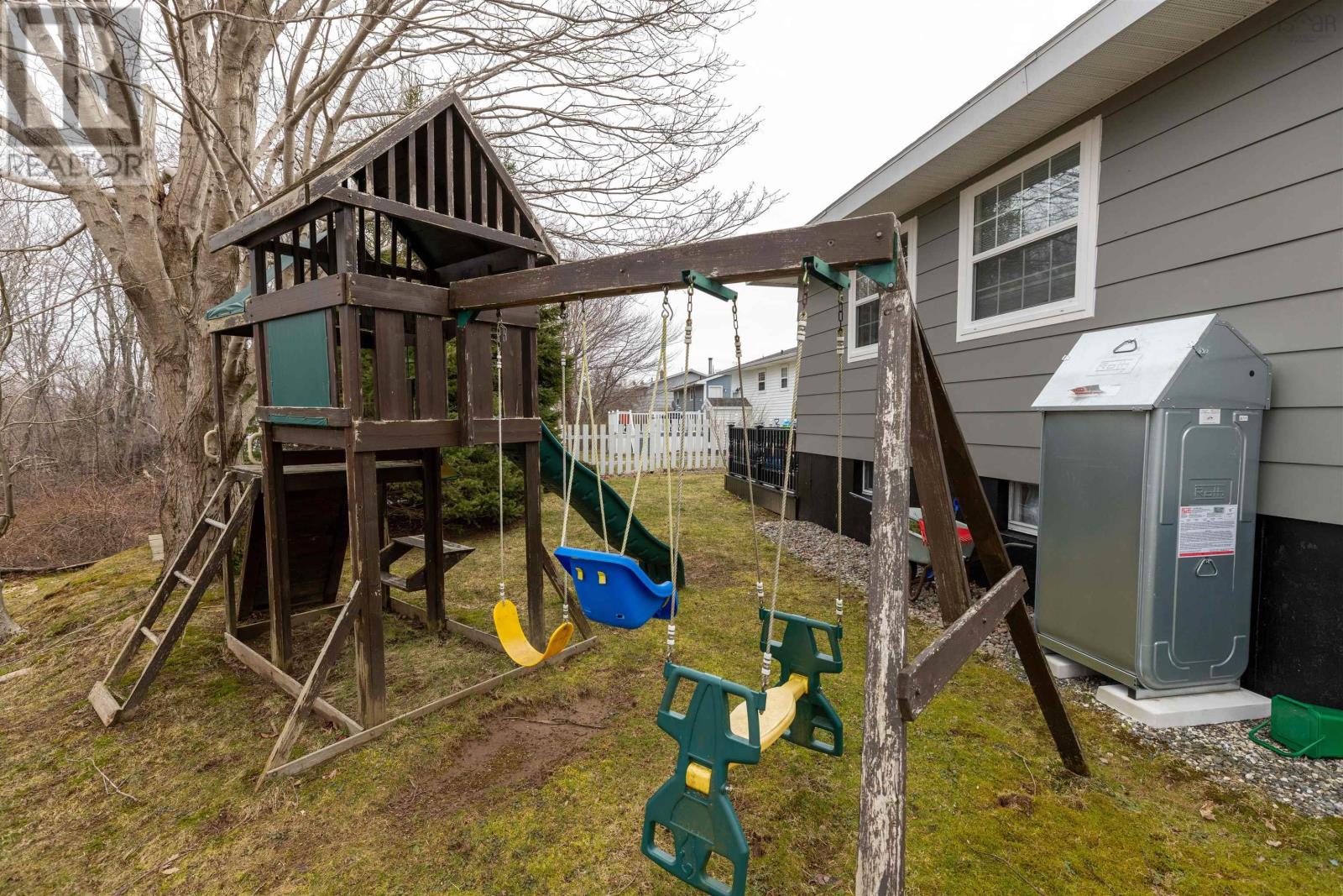 33 Gisborne Street, North Sydney, Nova Scotia  B2A 2E1 - Photo 44 - 202406405