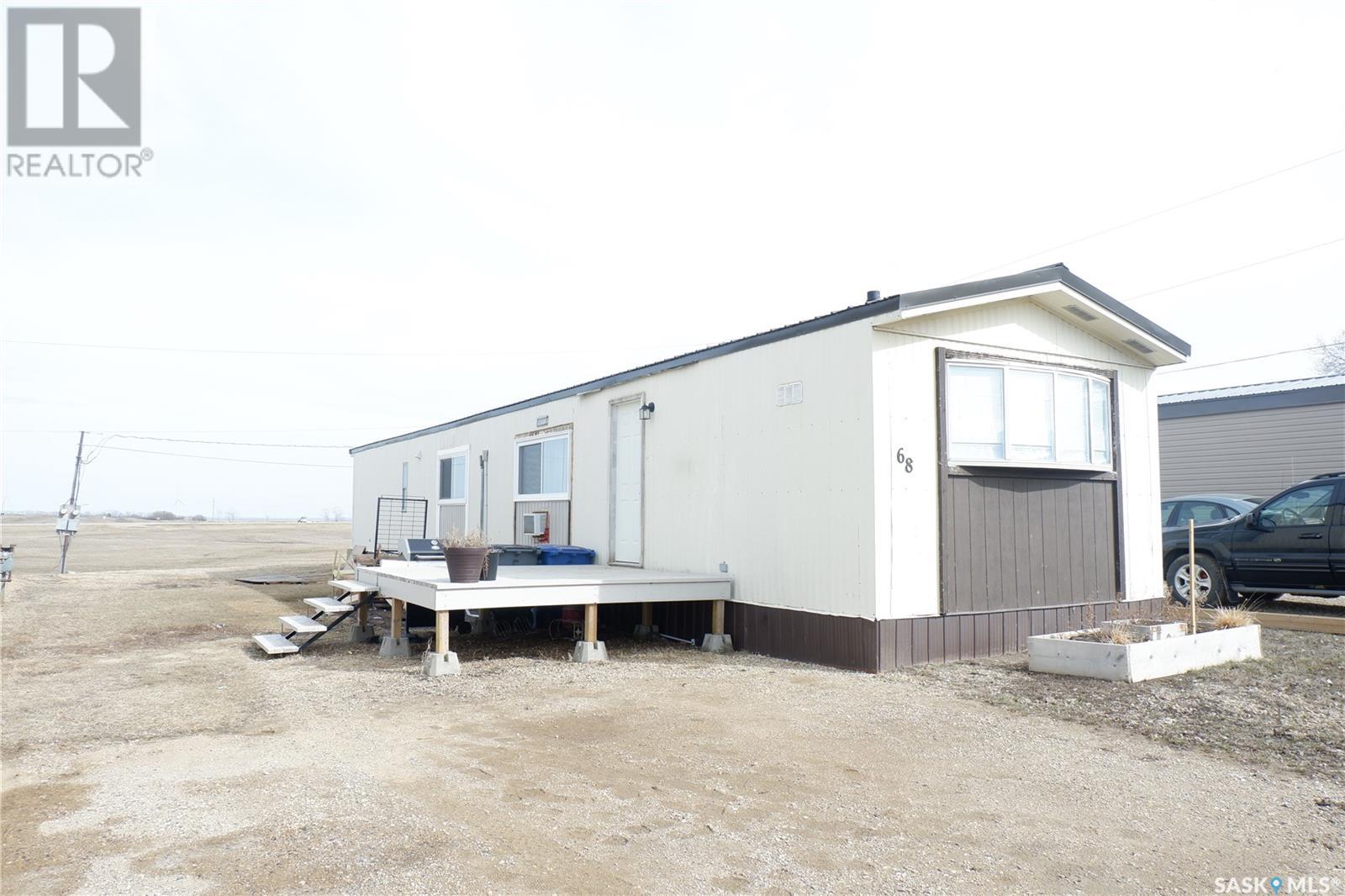 68 Sunrise Estates, Assiniboia, Saskatchewan  S0H 0B0 - Photo 1 - SK965176