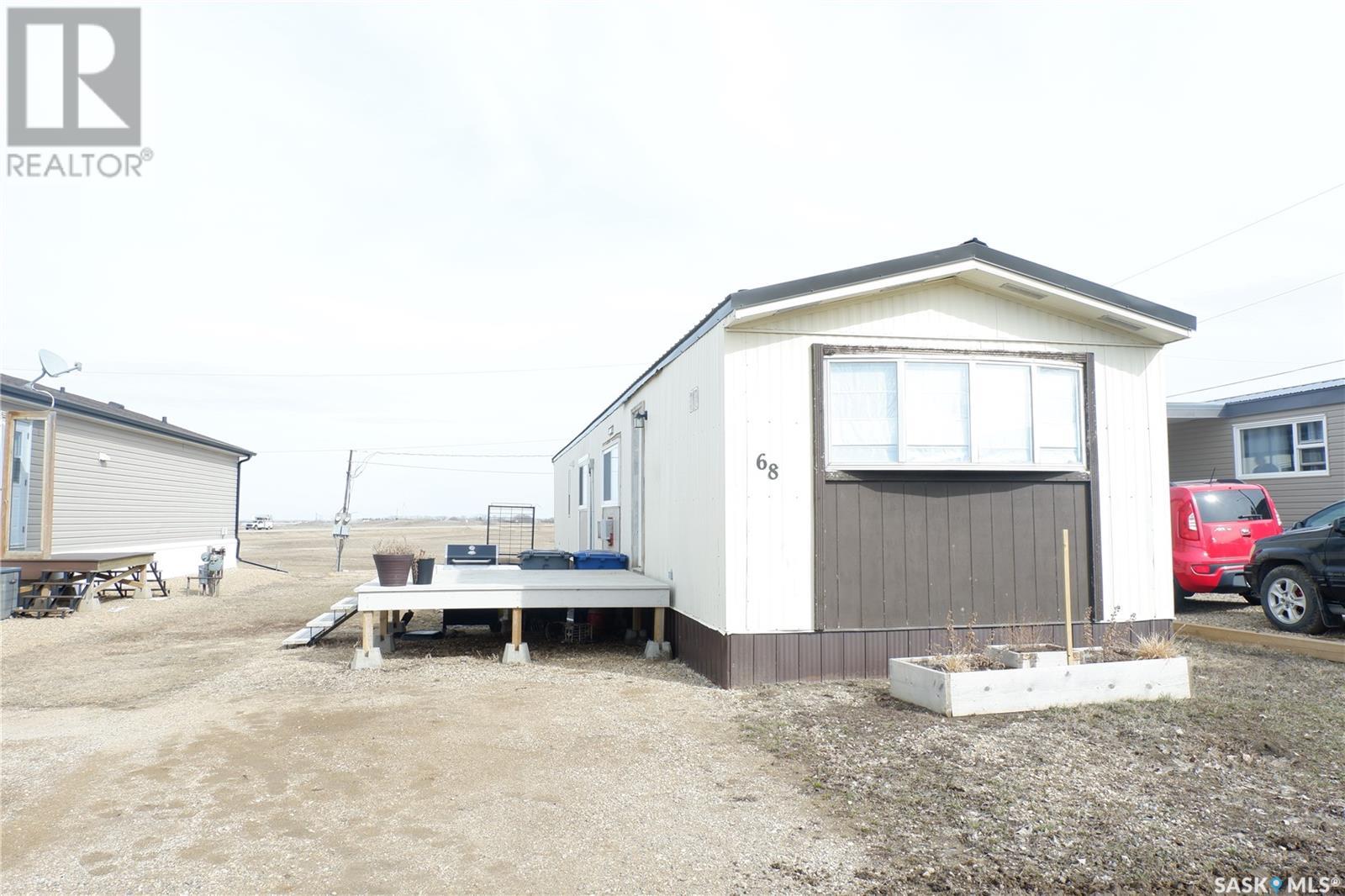 68 Sunrise Estates, Assiniboia, Saskatchewan  S0H 0B0 - Photo 3 - SK965176