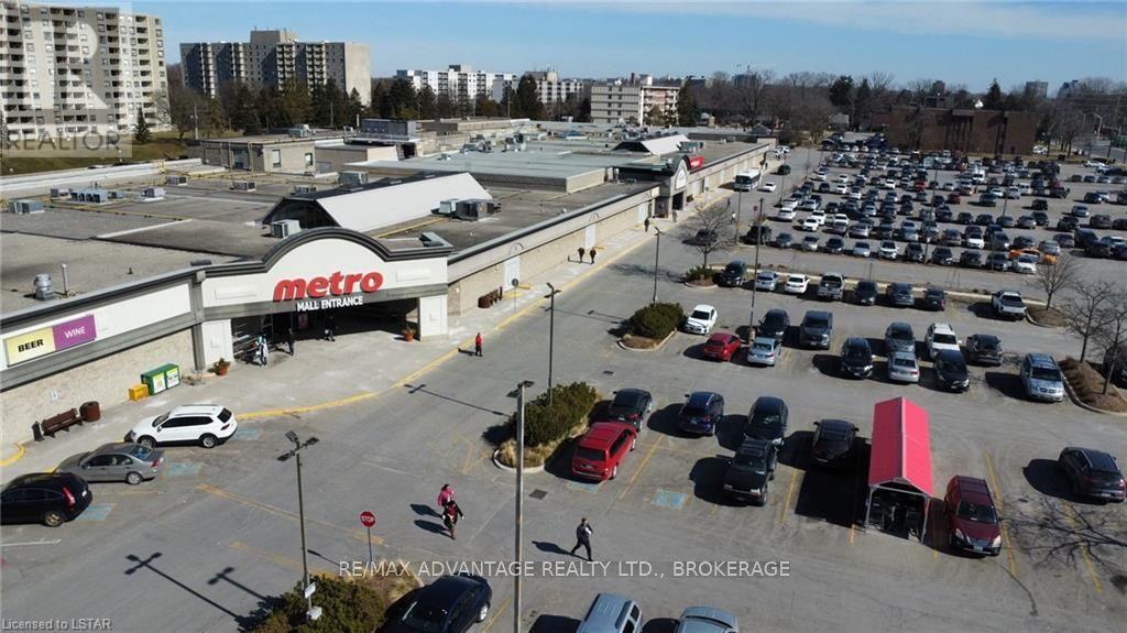 #32a -301 Oxford St W, London, Ontario  N6H 4S4 - Photo 1 - X8211376
