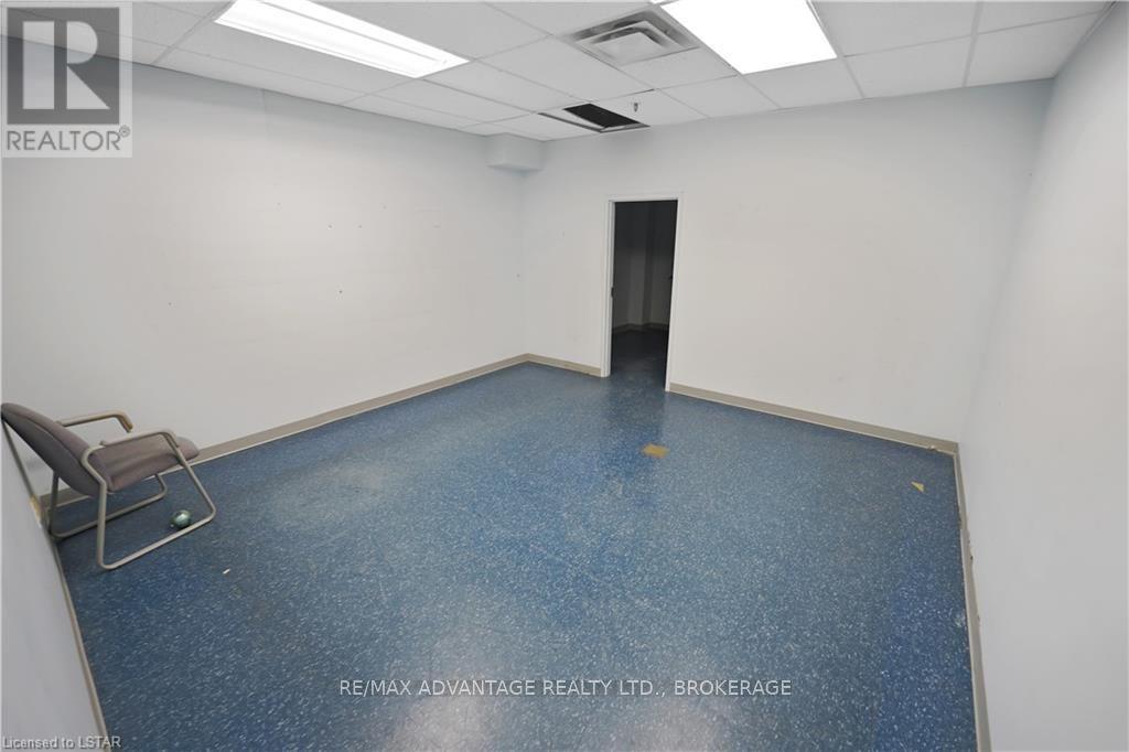 #32 -301 Oxford St W, London, Ontario  N6H 4S4 - Photo 12 - X8211378
