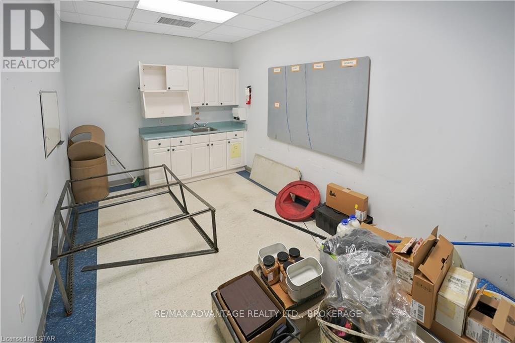 #32 -301 Oxford St W, London, Ontario  N6H 4S4 - Photo 16 - X8211378