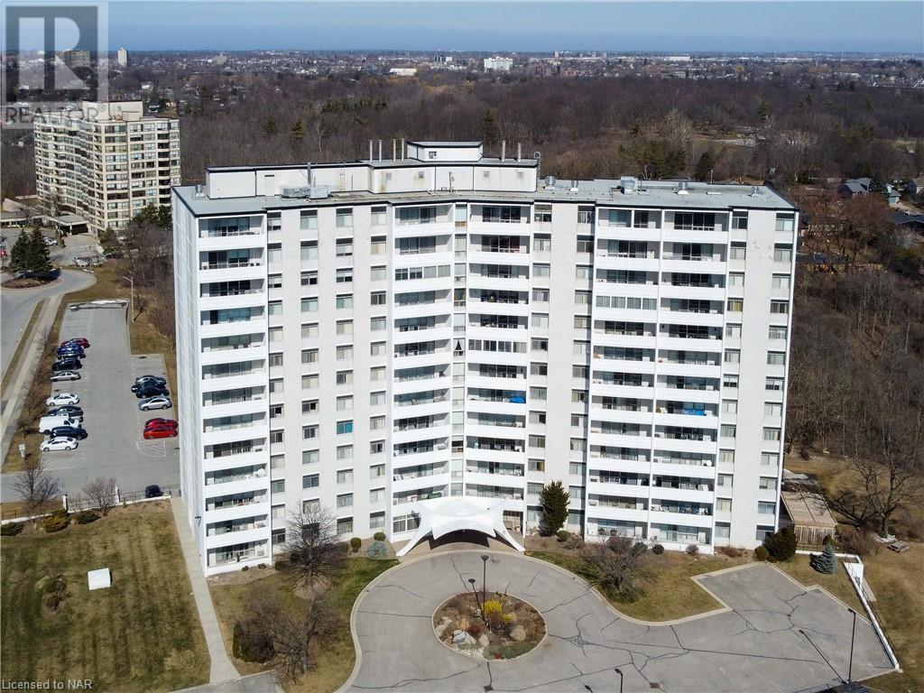 15 Towering Heights Boulevard Unit# 102, St. Catharines, Ontario  L2T 3G7 - Photo 2 - 40567805