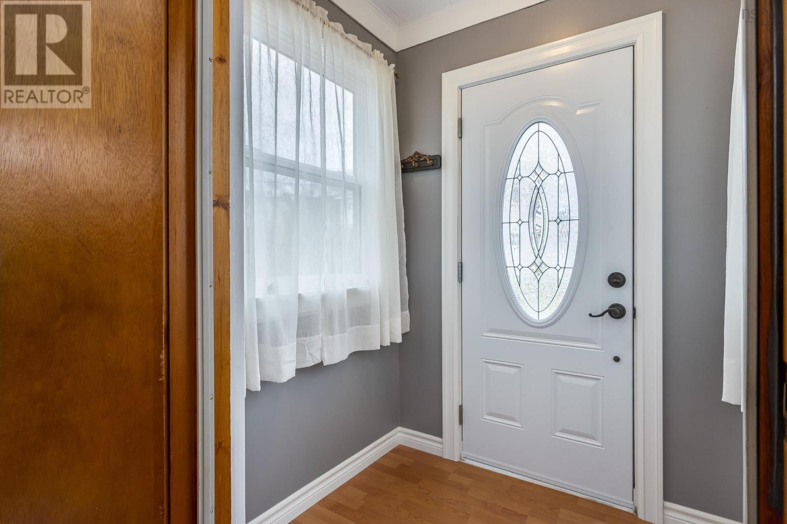 10 Adelaide Avenue, Halifax, Nova Scotia  B3N 2N4 - Photo 3 - 202406420