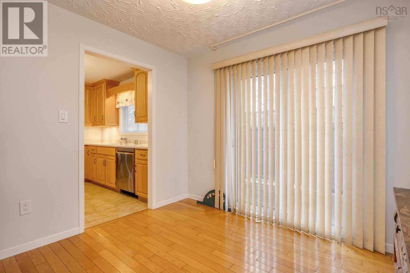 64 Rockmanor Drive, Bedford, Nova Scotia  B4A 2V6 - Photo 7 - 202406326